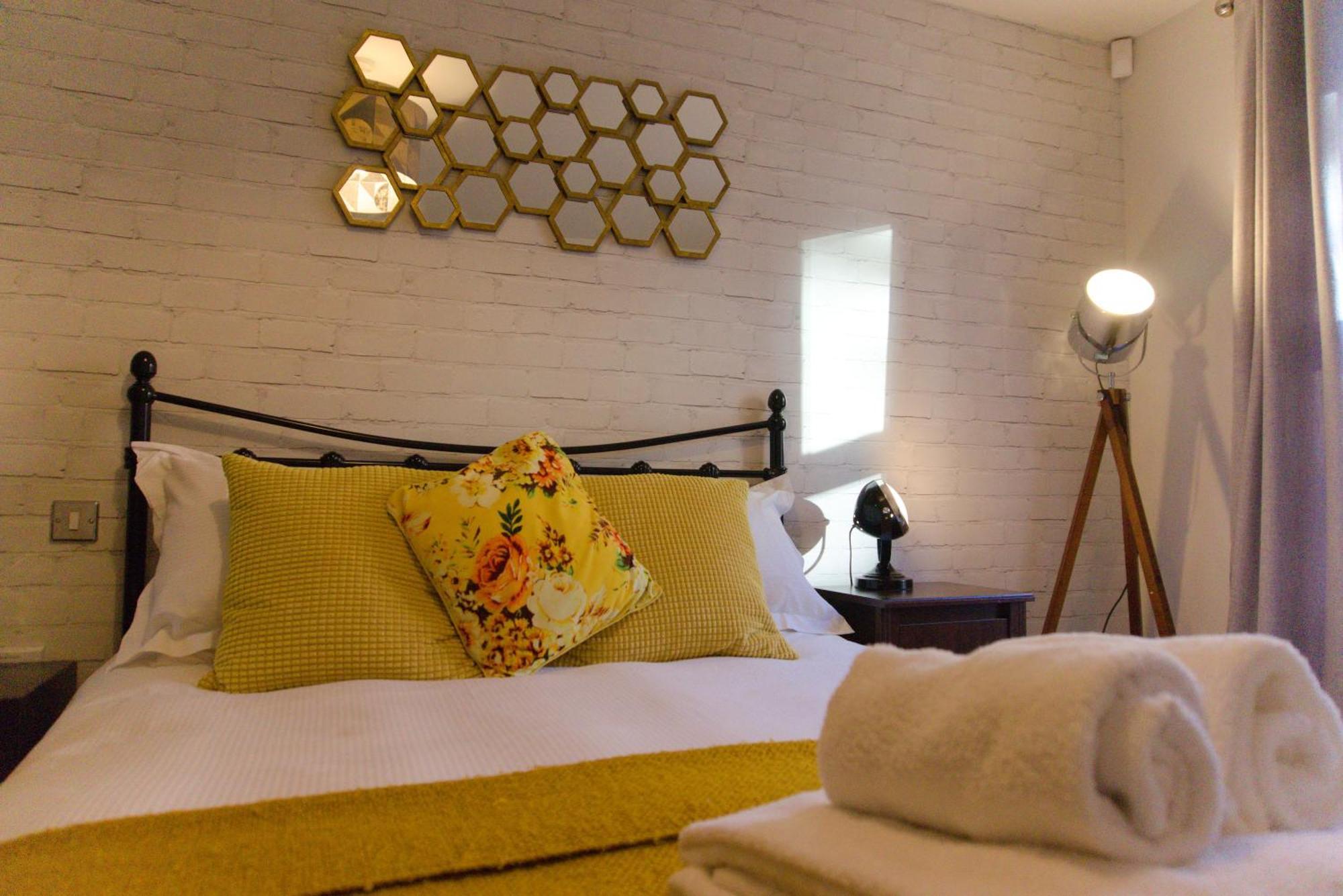 Apartamento Russet Quarter, Parking Subject To Availability
