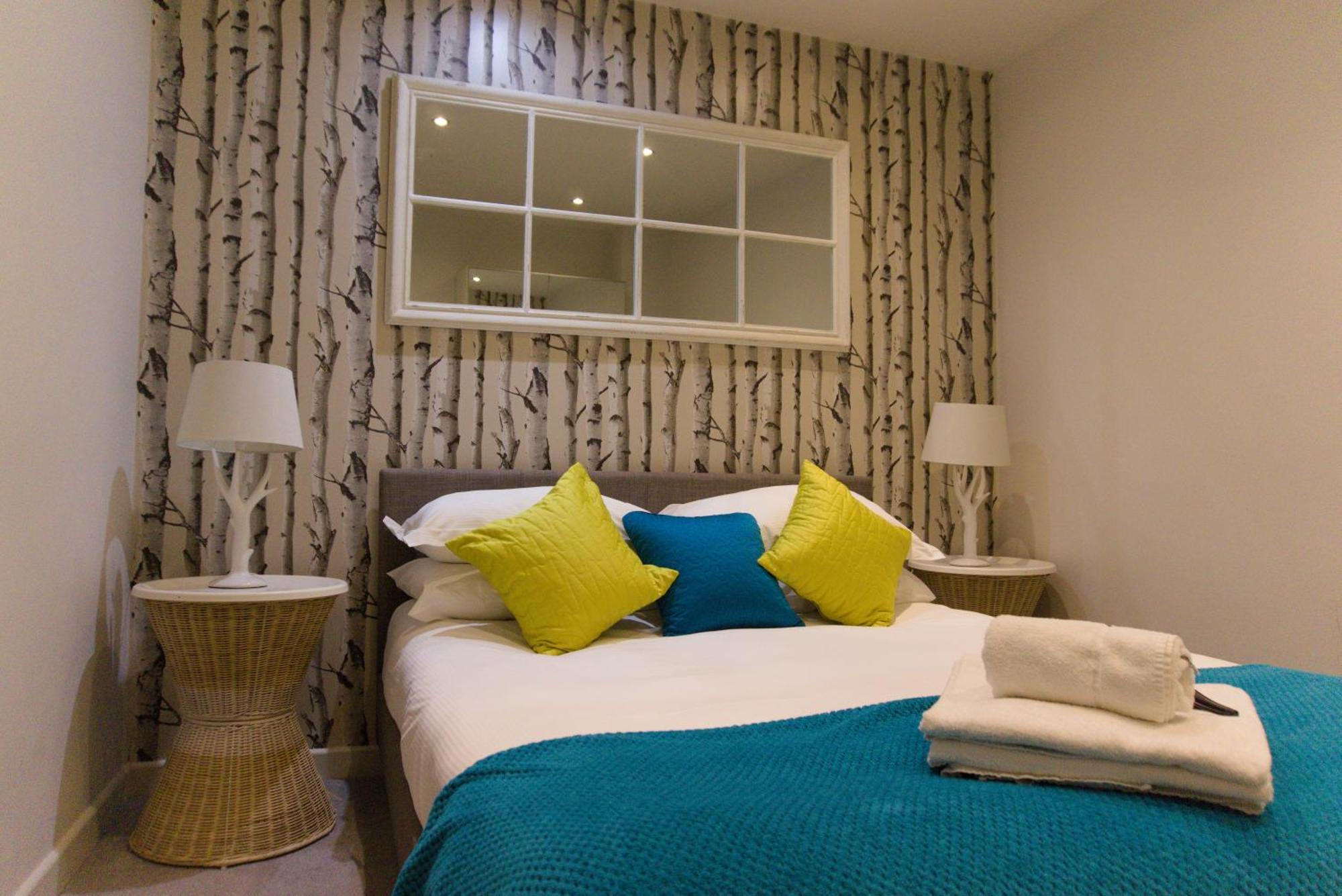 Russet Quarter, Parking Subject To Availability Apartamento *